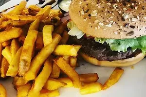 Aux 3 Gourmands — vue 3, restaurant à Cournon-d'Auvergne (Puy-de-Dôme)