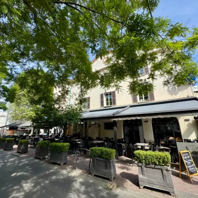 Brasserie Le Globe — vue 3, restaurant à Issoire (Puy-de-Dôme)