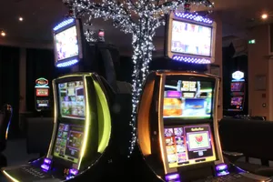 Casino Saint-Nectaire — vue 3, sortie à Saint-Nectaire (Puy-de-Dôme)