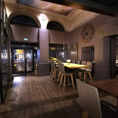 Le Français — vue 1, restaurant à Issoire (Puy-de-Dôme)