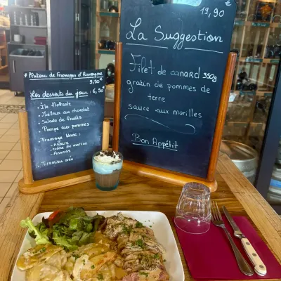 Le Zinc — vue 2, restaurant à Riom (Puy-de-Dôme)