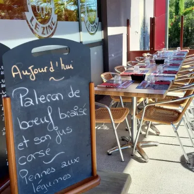 Le Zinc — vue 3, restaurant à Riom (Puy-de-Dôme)