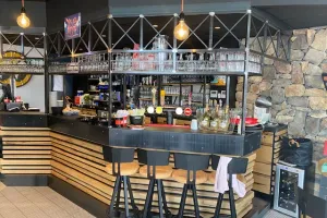 L'Entrepotes — vue 3, restaurant à Issoire (Puy-de-Dôme)