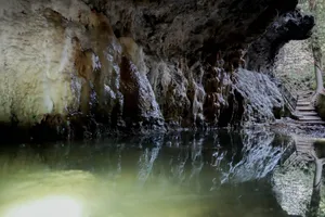 Les Grottes du Cornadore — vue 3, activité à Saint-Nectaire (Puy-de-Dôme)
