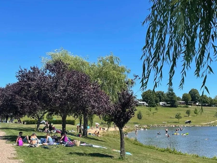 Plan d'eau de Servant, activité à Servant dans le Puy-de-Dôme